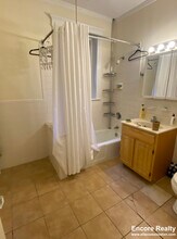 75 Longwood Ave in Brookline, MA - Foto de edificio - Building Photo