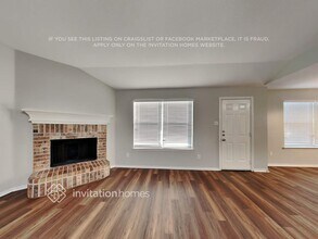 8003 Blue Duck Trail in Arlington, TX - Building Photo - Building Photo