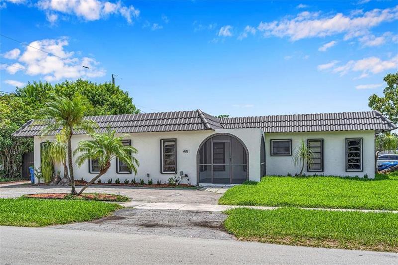 401 SE 14th St in Deerfield Beach, FL - Building Photo