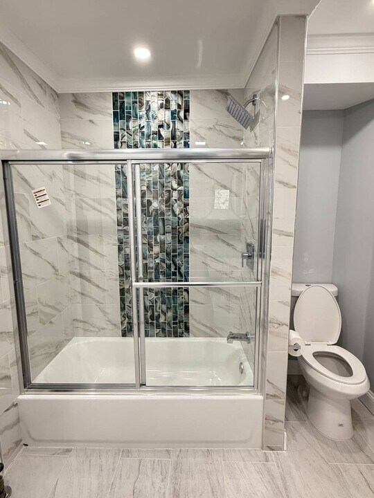 85-52 116th St in Queens, NY - Building Photo