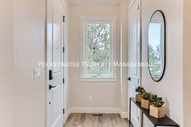 1331 Baker St in Longmont, CO - Building Photo - Building Photo