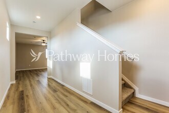 17903 E 94th Pl in Commerce City, CO - Foto de edificio - Building Photo