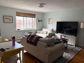 71 Colborne Rd, Unit 2A in Boston, MA - Building Photo