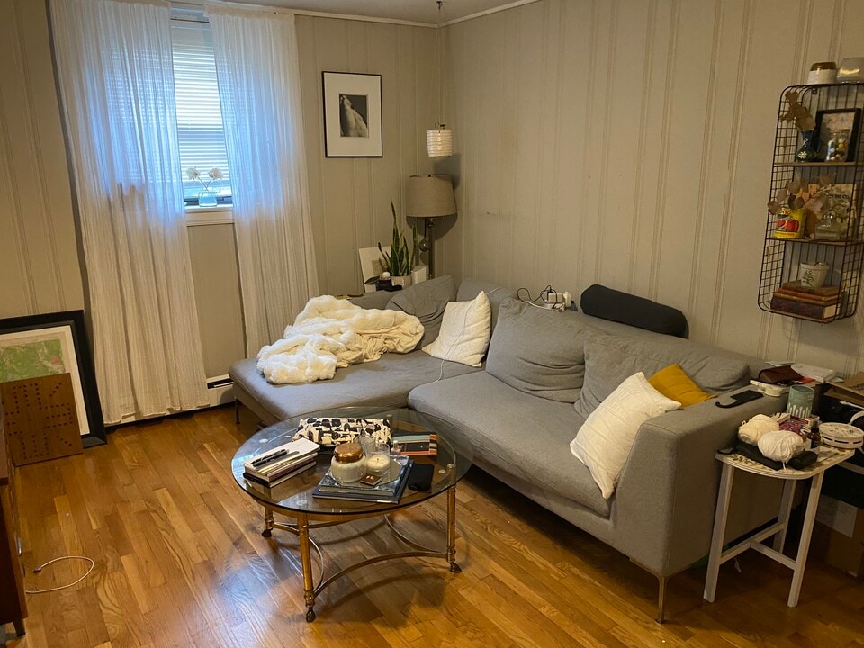 15 Park Vale Ave, Unit 9 in Boston, MA - Building Photo