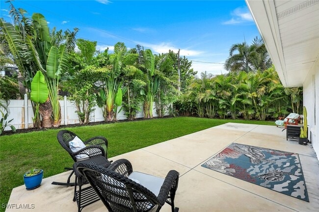 4465 Mariner Rd in Bonita Springs, FL - Foto de edificio - Building Photo