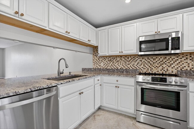 property at 3503 Oaks Way