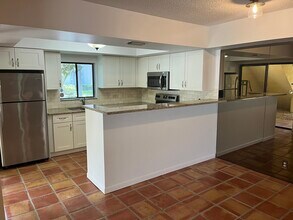 1815 S Olive Ave in West Palm Beach, FL - Building Photo - Building Photo