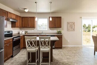 759 View Pointe Dr in Middleville, MI - Building Photo - Building Photo