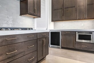 16460 Wildhorse Lk Blvd in Chesterfield, MO - Building Photo - Building Photo