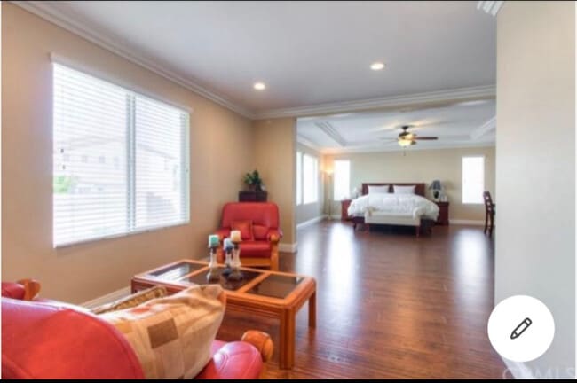 13668 Amberview Pl