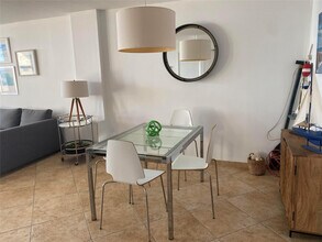 305 N Pompano Beach Blvd in Pompano Beach, FL - Foto de edificio - Building Photo