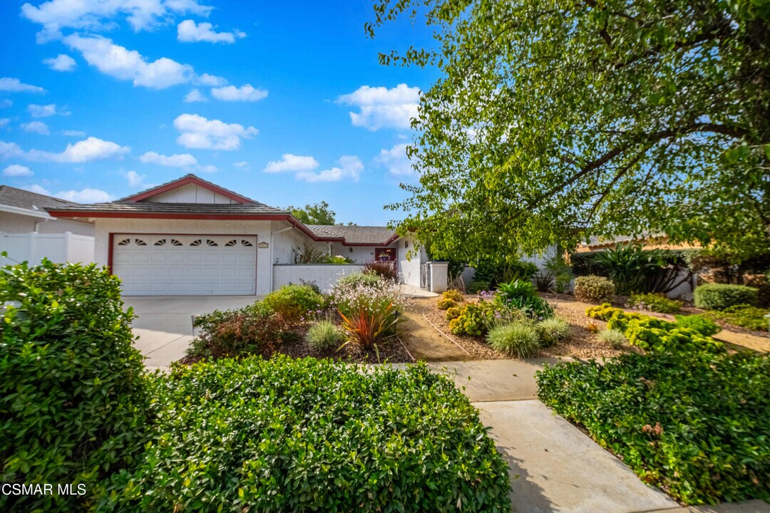 1018 Calle Pinata in Thousand Oaks, CA - Building Photo