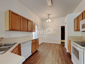 9311 Thunderbolt Dr in Jacksonville, FL - Building Photo - Building Photo