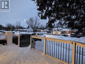 31 Jeffrey St in Barrie, ON - Building Photo - Building Photo