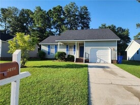 6445 Rhemish Dr in Fayetteville, NC - Building Photo