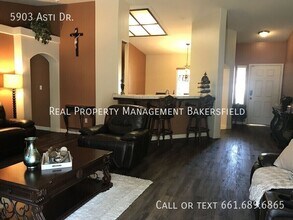 5903 Asti Dr in Bakersfield, CA - Building Photo - Building Photo