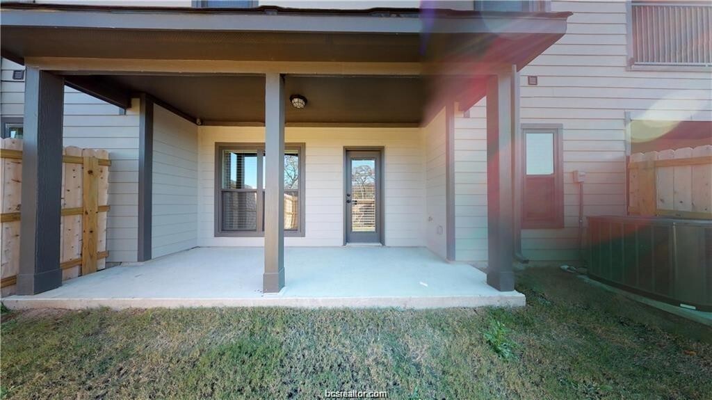 2838 Papa Bear Dr in College Station, TX - Building Photo