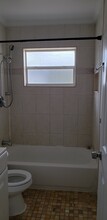 5644 Pierce St, Unit Duplex in Hollywood, FL - Building Photo - Building Photo