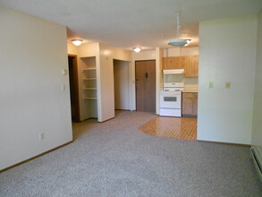 Home Rite Apartments in Ortonville, MN - Building Photo - Building Photo