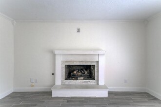 560 Landfall Ln in Conroe, TX - Building Photo - Building Photo