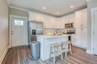 76 Date Palm Ln in Freeport, FL - Building Photo - Building Photo