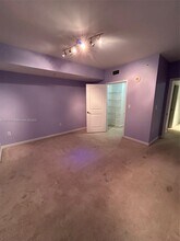 7355 SW 89th St, Unit 618N in Miami, FL - Building Photo - Building Photo