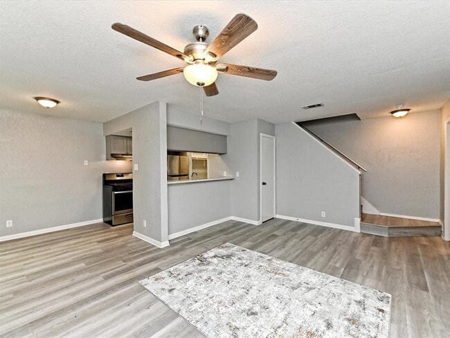 2621 Ektom Dr in Austin, TX - Building Photo - Building Photo
