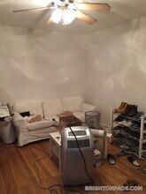 27 Egremont Rd, Unit 4 in Boston, MA - Building Photo - Building Photo