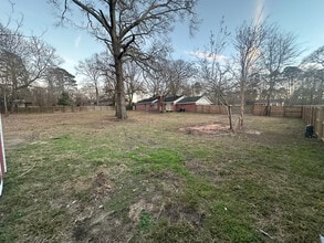 1829 Azalea St in Gilmer, TX - Building Photo - Building Photo