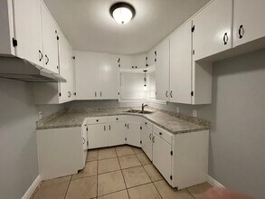 4434 Kirkwood Dr in Corpus Christi, TX - Building Photo - Building Photo