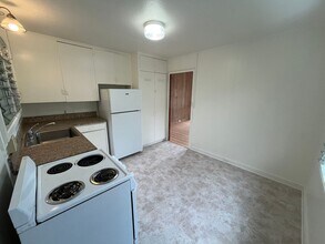 2238 Aulii St in Honolulu, HI - Building Photo - Building Photo