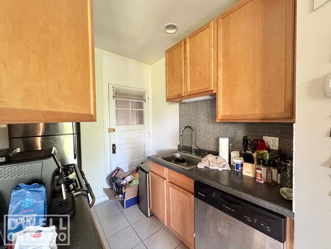 3315 N Lakewood Ave, Unit 1 in Chicago, IL - Foto de edificio - Building Photo