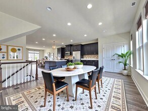 8820 Englewood Farms Dr in Manassas, VA - Building Photo - Building Photo