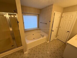 1679 Hickory Wood Ct in Lawrenceville, GA - Building Photo - Building Photo