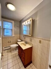 532 High St, Unit 2 in Middletown, CT - Building Photo - Building Photo