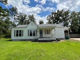 267 Sallengs Rd in Lake Charles, LA - Building Photo