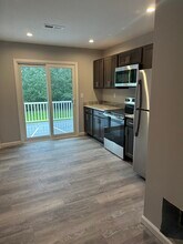 24 Hoyt Ave in Glenmont, NY - Building Photo - Building Photo