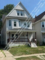 24 Como Ave in Buffalo, NY - Building Photo