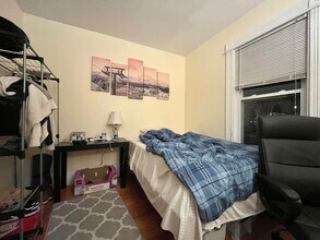 168 Hillside St, Unit 2 in Boston, MA - Building Photo - Building Photo