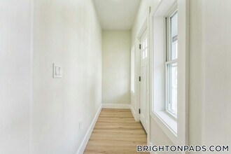 47 Brackett St in Boston, MA - Building Photo - Building Photo