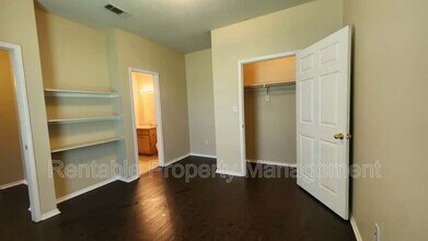 108 Collett Ct in Weatherford, TX - Building Photo - Building Photo