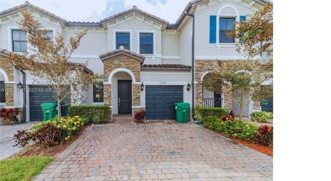 15076 SW 117th Terrace in Miami, FL - Building Photo - Building Photo