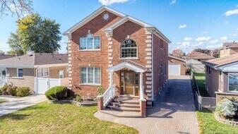 4544 N Oriole Ave in Norridge, IL - Building Photo