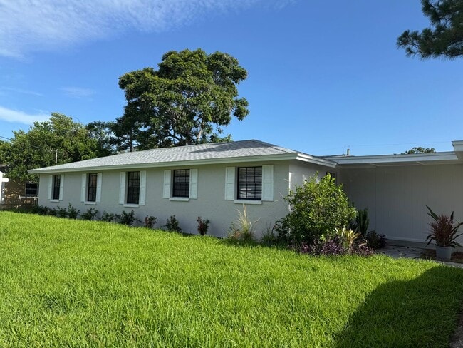 property at 2907 W Tyson Ave