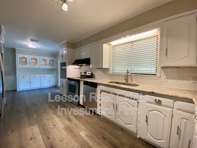 property at 845 Elmdale St