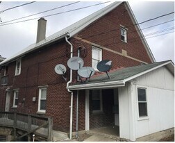 227 Zeigler Ave in Butler, PA - Building Photo