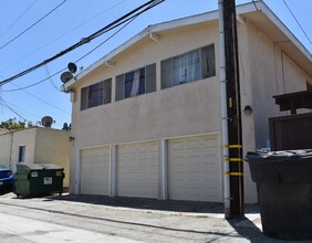 2257 W Carson St in Torrance, CA - Building Photo - Building Photo