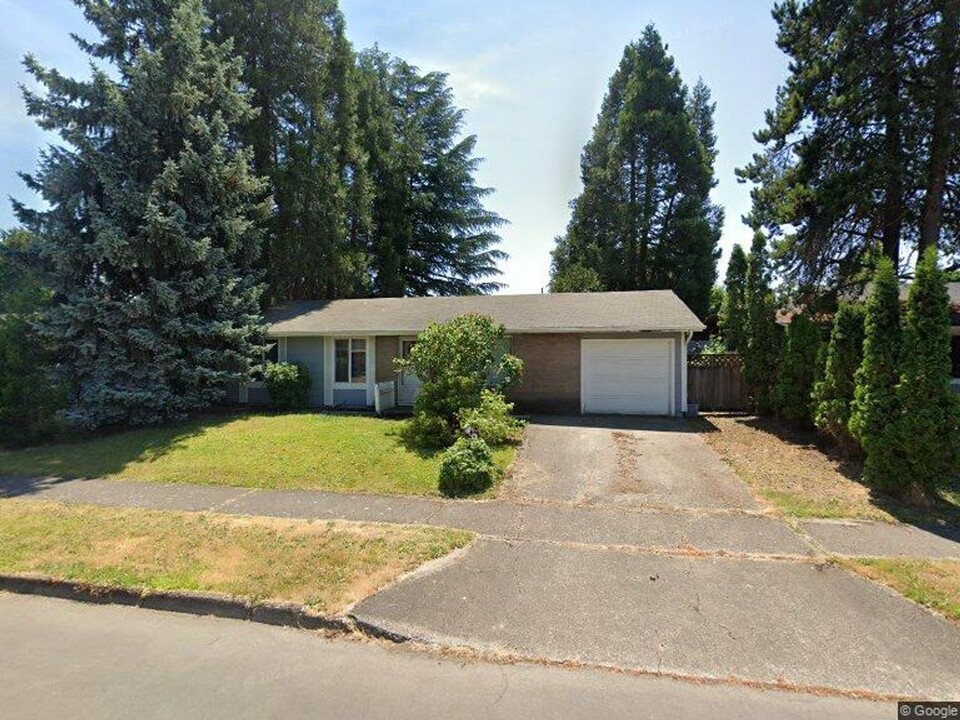 4094 Campbell Dr SE in Salem, OR - Building Photo