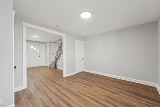 410 Woodcliffe Rd in Upper Darby, PA - Building Photo - Building Photo