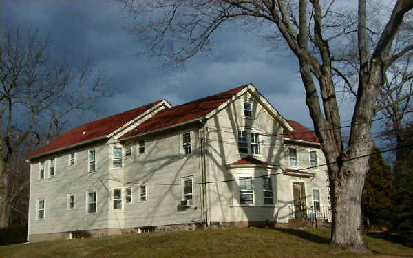 91 Carol St in Ramsey, NJ - Foto de edificio